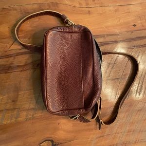 Almost perfect - Portland leather toaster bag
